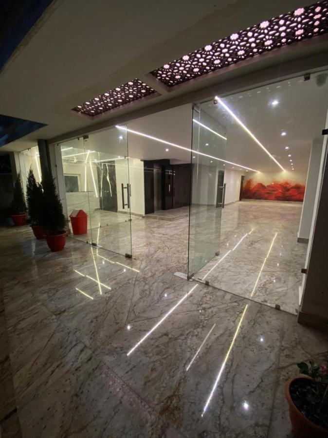Sheldon Inn Колката Екстериор снимка
