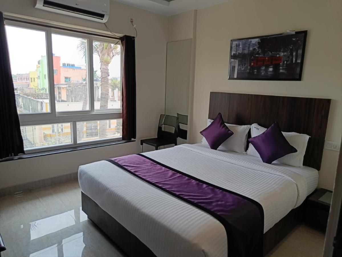 Sheldon Inn Колката Екстериор снимка
