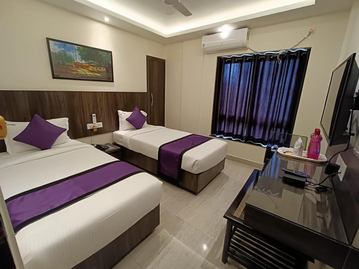 Sheldon Inn Колката Екстериор снимка