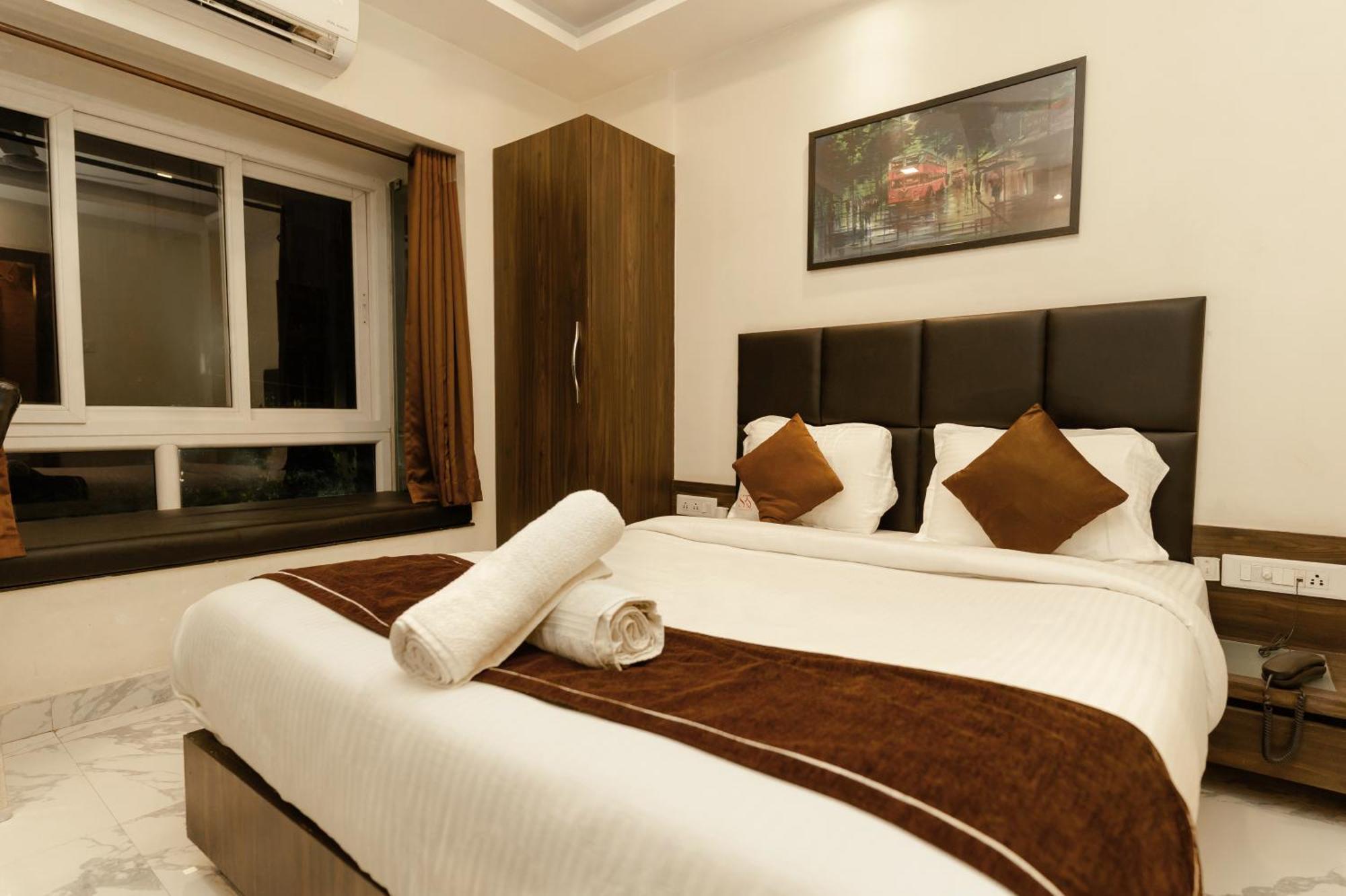 Sheldon Inn Колката Екстериор снимка